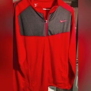 Nike basketball long sleeve shirt